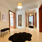 Central Location 3 Bedroom Flat - No6